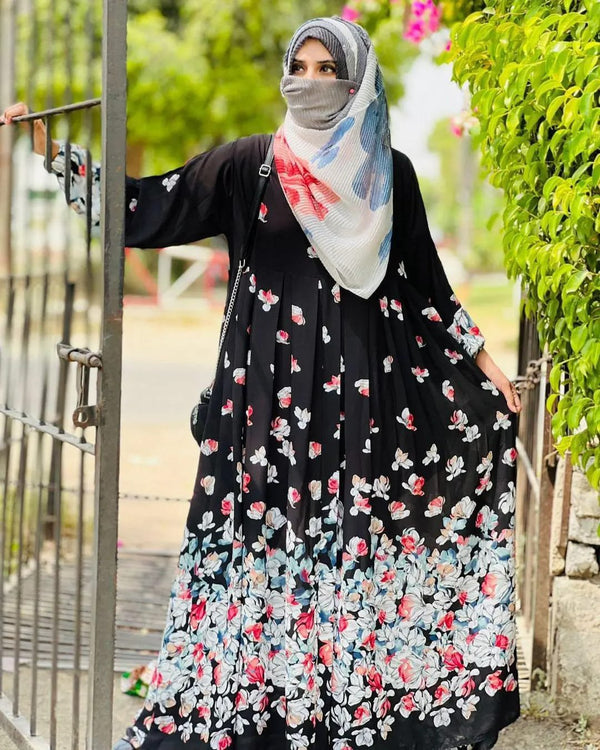 BLOOMS n` PLEATS